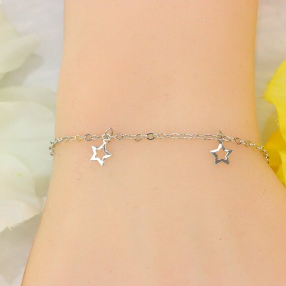 Minimalist Bracelet, Sleek & Modern Design, Women’s Fashion, YC110286-B - Picture 1 of 10